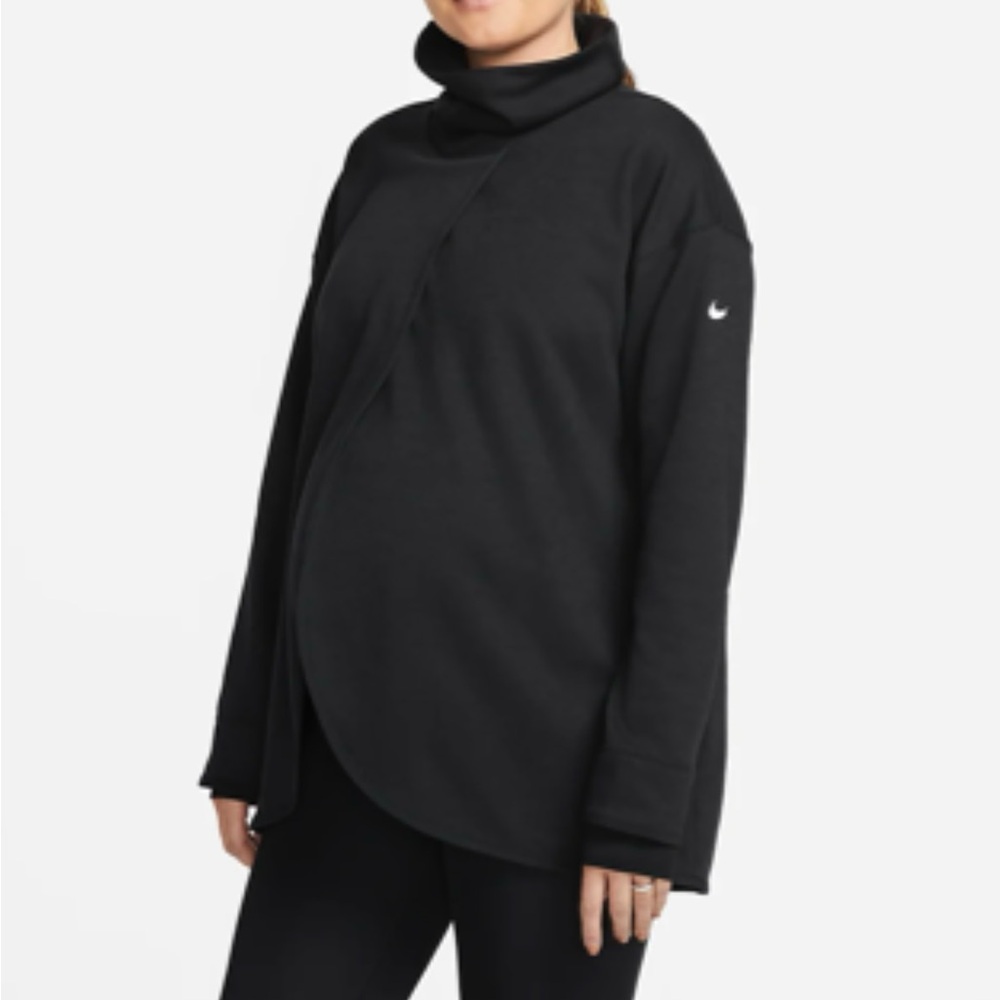 Nike (M)
Women's Reversible Pullover (Maternity)